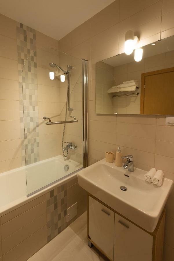Central Apartment บูคาเรสต์ ภายนอก รูปภาพ